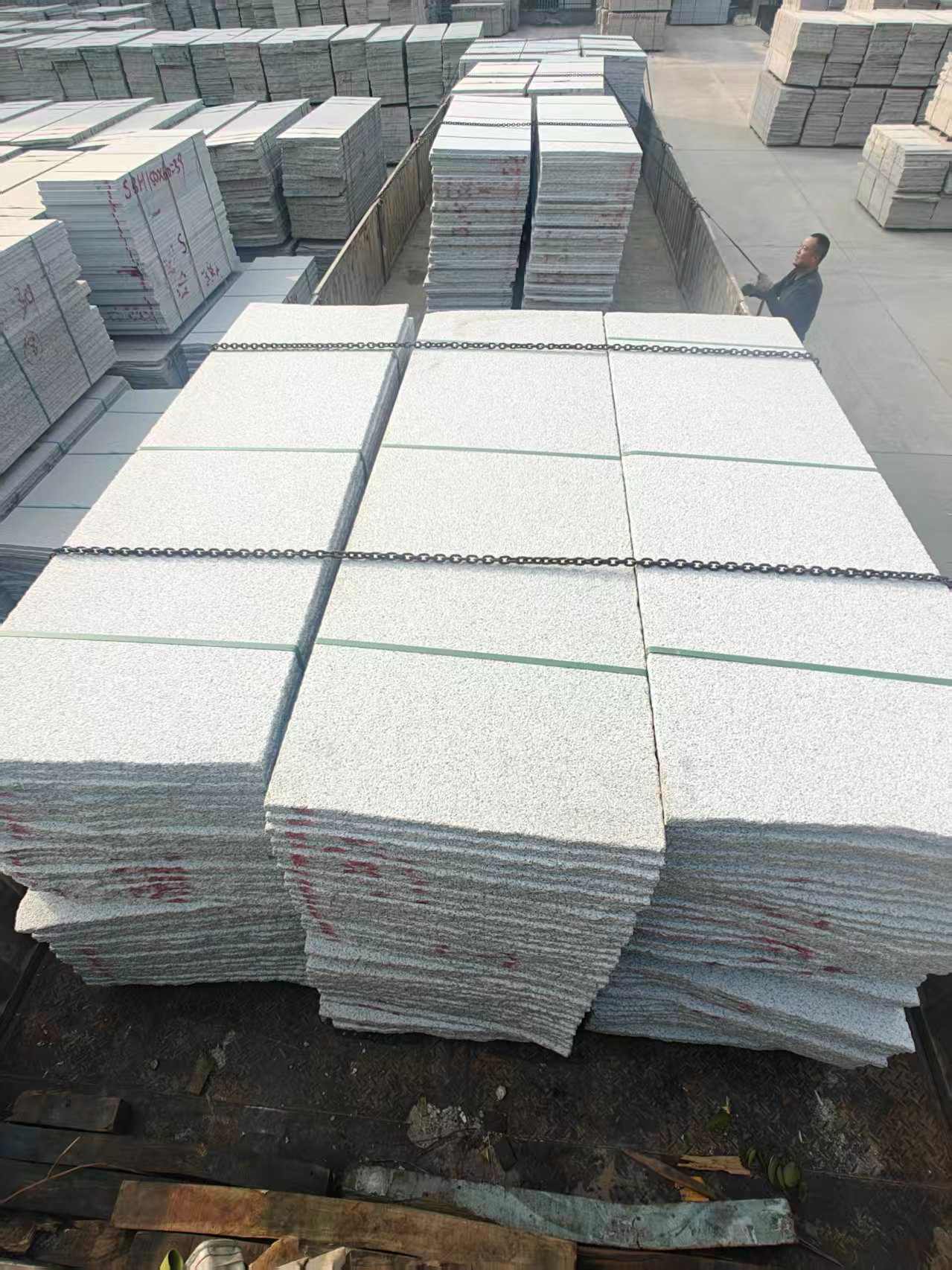 渭南芝麻白毛板，石材毛板