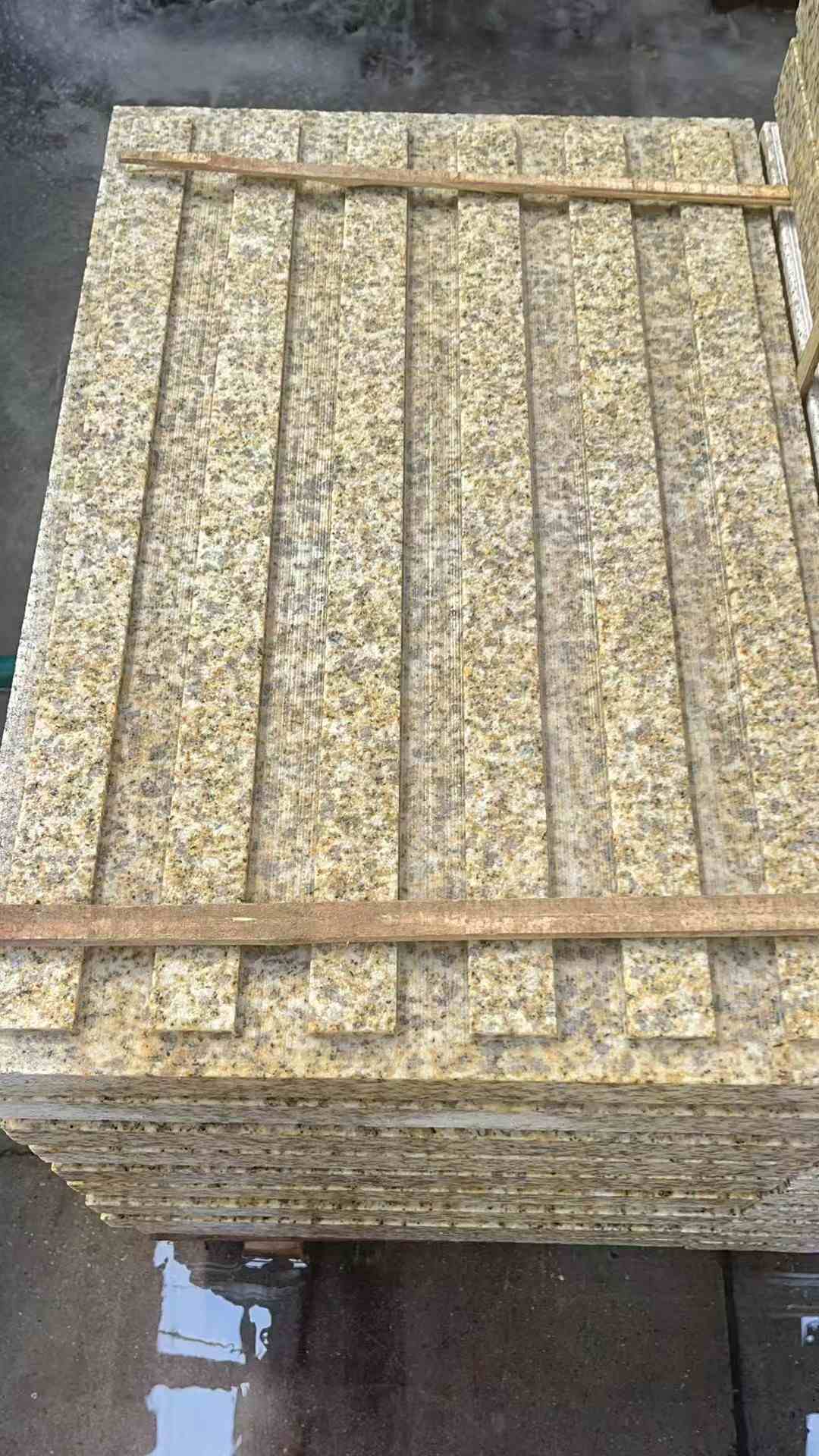 渭南黄金麻盲道 石材盲道