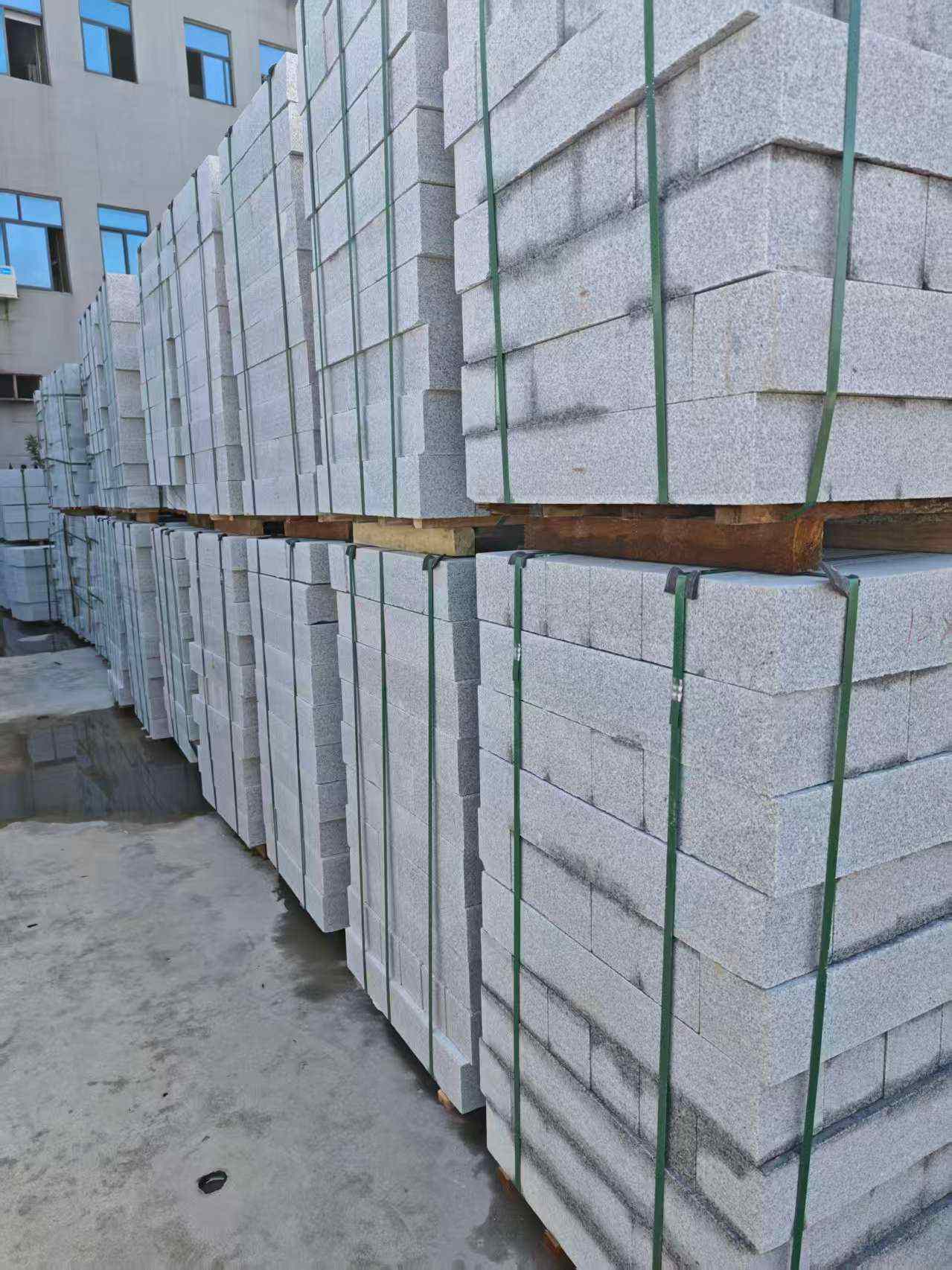 渭南芝麻白路牙石，路侧石